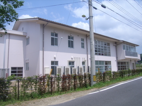 雲南市立大東小学校　（H23.2竣工）